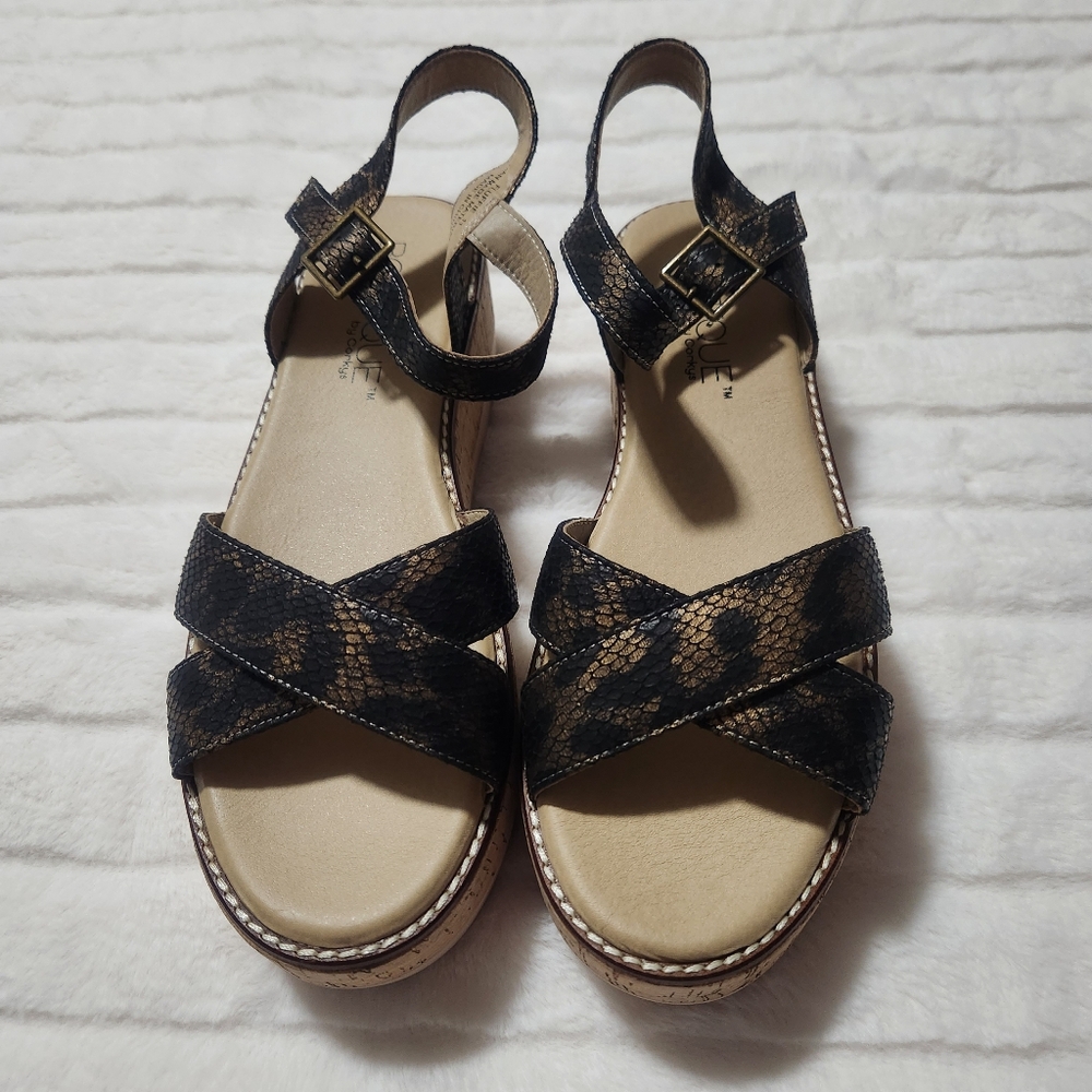 Boutique By Corkys Tan Snake Skin Snakeskin Platform Cork Animal Sandals Size 11